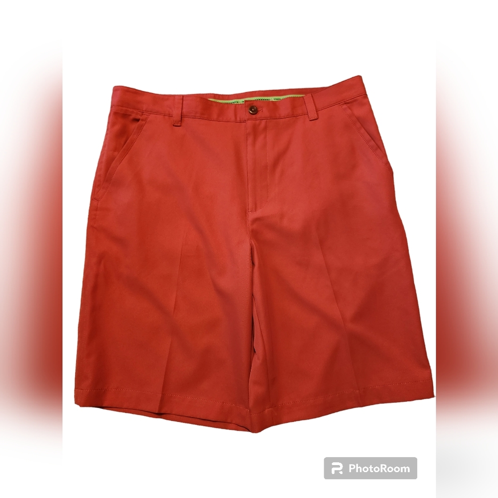 IZOD Golf Men's Straight Fit 10" Flat Front Performance Shorts Coral Siz…